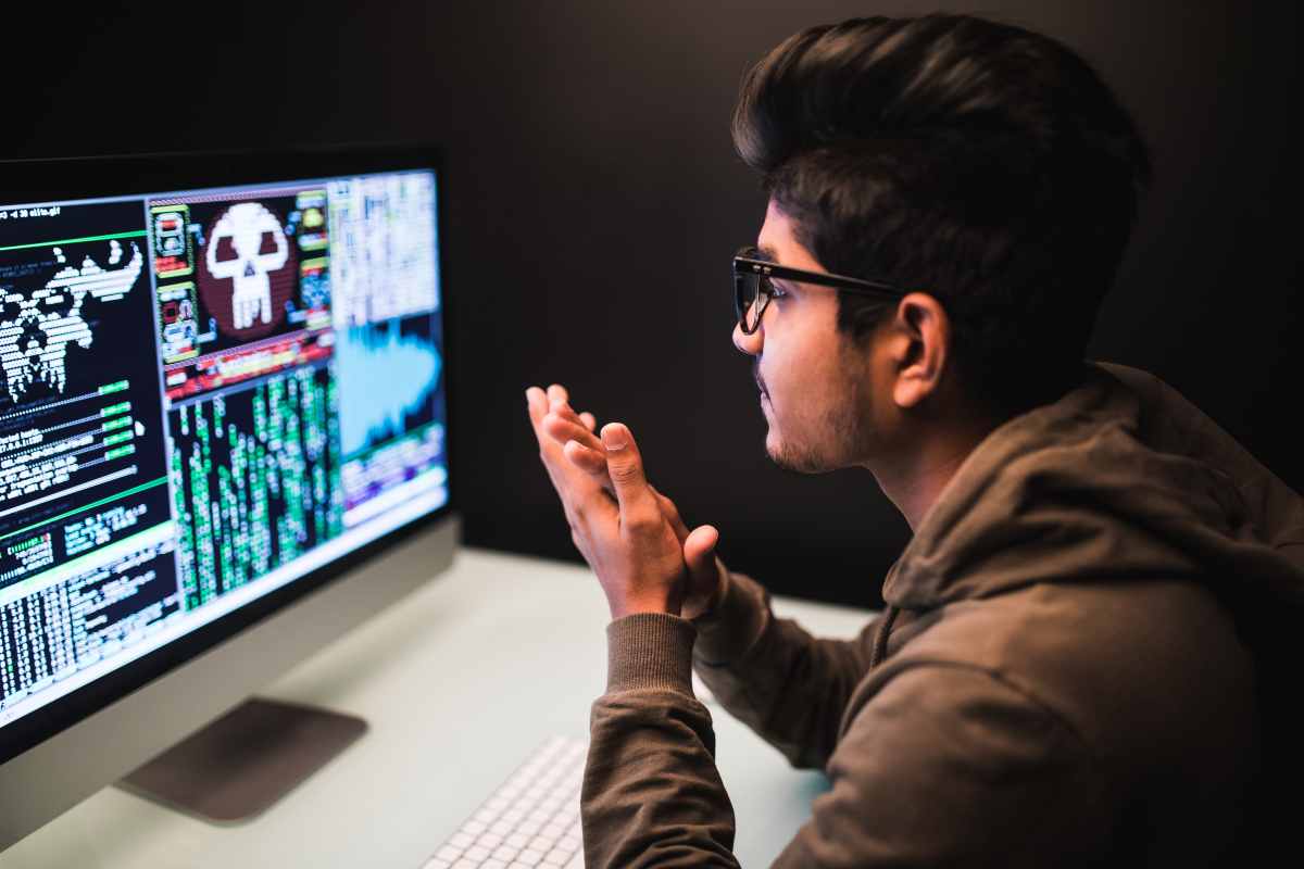 Deep Web Scanning for hidden forums and marketplaces